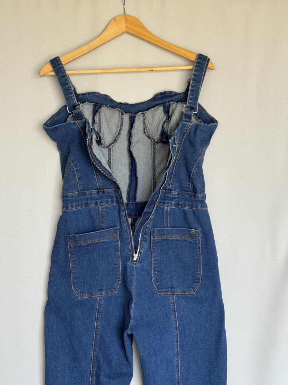 Bebe Blue Stretch Denim Sweetheart Corset Strap Flare Leg Jumpsuit Size 12 Tall - Picture 8 of 14